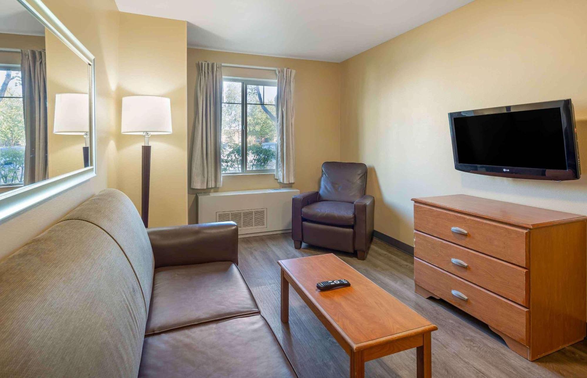 Extended Stay America Suites - Anchorage - Midtown Dış mekan fotoğraf